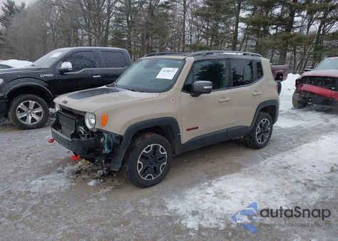 2016 Jeep Renegade Trailhawk z USA, uszkodzony, nr VIN ZACCJBCT2GPD57423